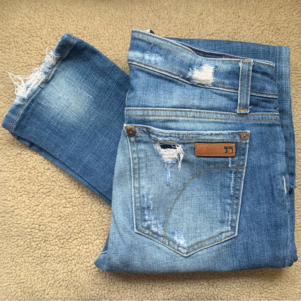 JOE’S Jeans W28 Chelsea FIT Skinny Faded Shredded Crude Hem